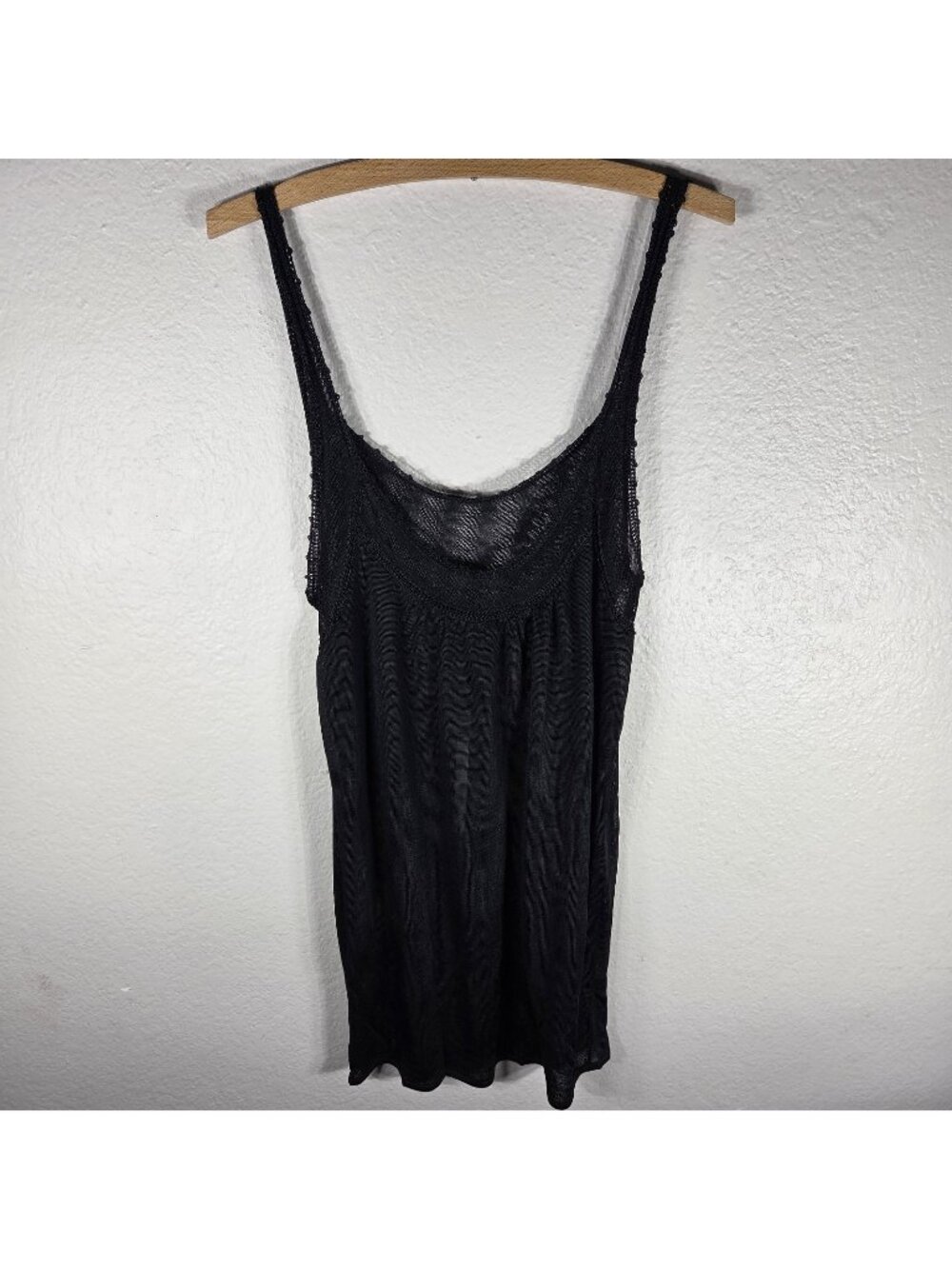 Yaya Aflalo Knit Sleeveless Black Tunic Top Blouse Size M Scoop Neck